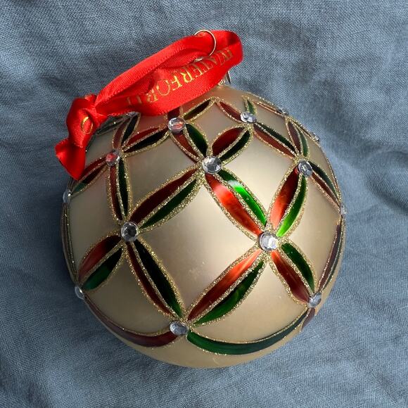 Waterford Holiday Heirlooms Wedge Ball Christmas Ornament 153744 Boxed 4 Inches - Picture 2 of 11